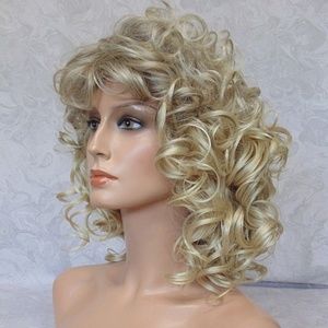 Accessories Shoulder Length Curly Blonde Heat Resistant Wig